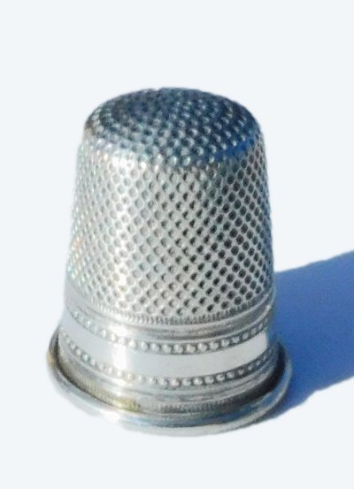 Small Box Sewing Kit Silver Vermeil Embroidery Scissors Thimble Case Needles