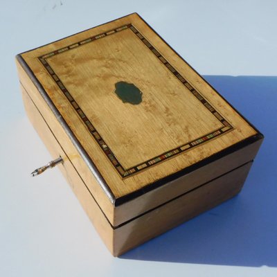 Small Box Sewing Kit Silver Vermeil Embroidery Scissors Thimble Case Needles