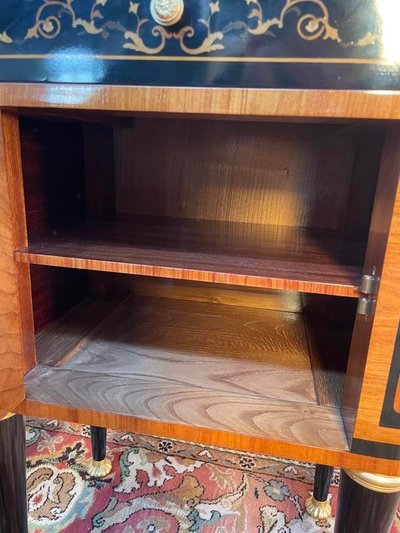Paire de tables de chevets de style Louis XVI JANSEN