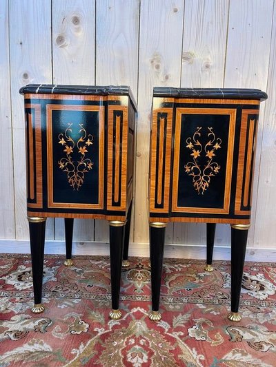 Paire de tables de chevets de style Louis XVI JANSEN