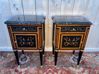Paire de tables de chevets de style Louis XVI JANSEN