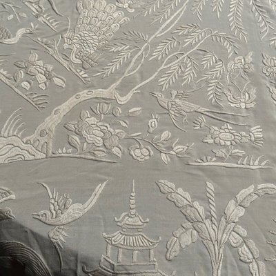 1900 Cina scialle tovaglia ricamata decorata con pagode, uccelli e fiori