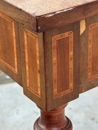 Table bureau