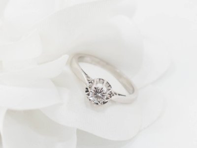 Solitaire in white gold and 0.23ct diamond
