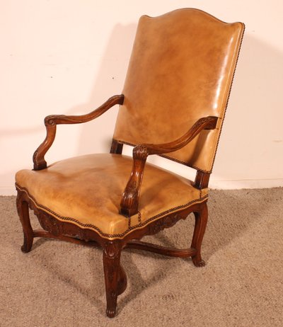 Regency Period Armchair In Walnut - 18th Century