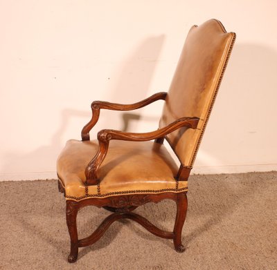 Regency Period Armchair In Walnut - 18th Century