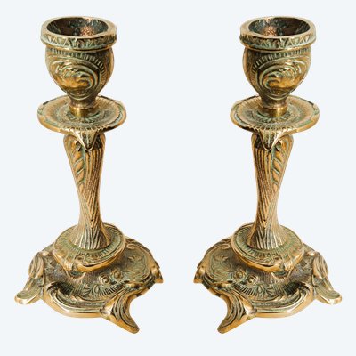 Pair of chased and gilt bronze candlesticks in the Louis XV style, early 20th century