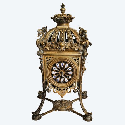 Louis XIV style bronze table clock with stamped movement (Chles Mt )