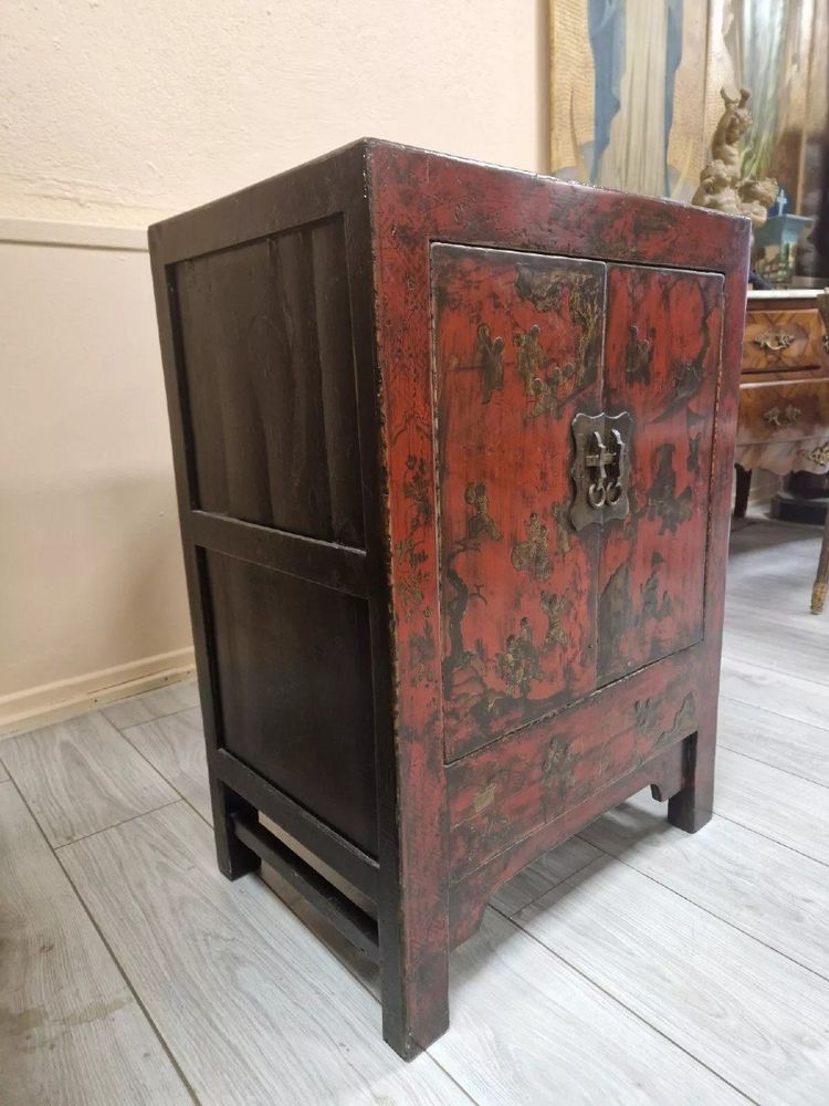 Pair of Chinese Qing Dynasty Bedside Tables