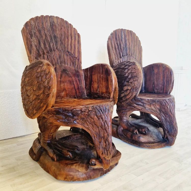 Coppia di poltrone American Eagle in legno massello intagliato