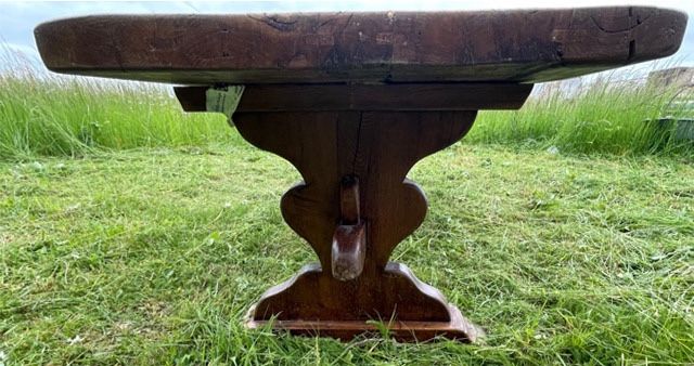 Table monastère