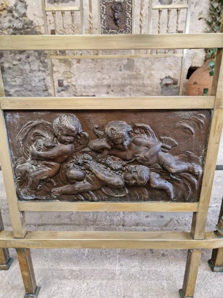 Letto in ottone antico, periodo Art Nouveau, dettagli in bronzo