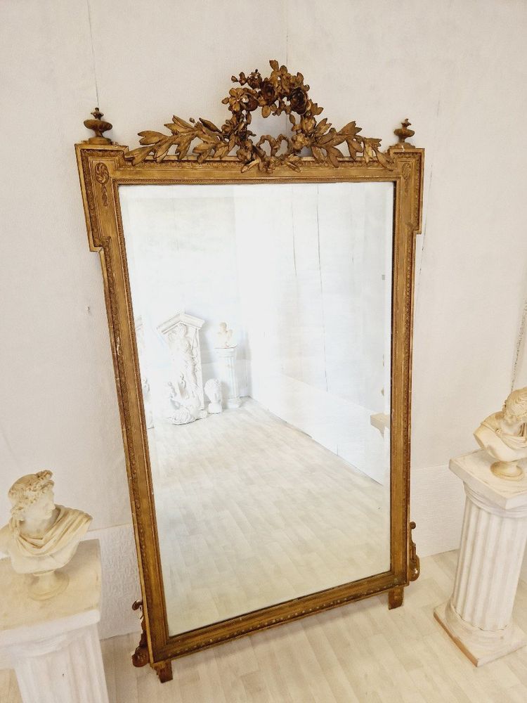 Grand Miroir Ancien De Style Louis XVI En Bois Doré, France