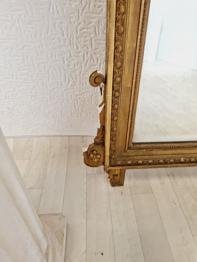 Grand Miroir Ancien De Style Louis XVI En Bois Doré, France