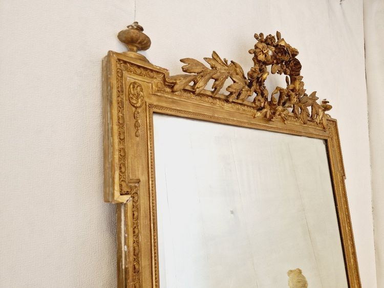 Grand Miroir Ancien De Style Louis XVI En Bois Doré, France