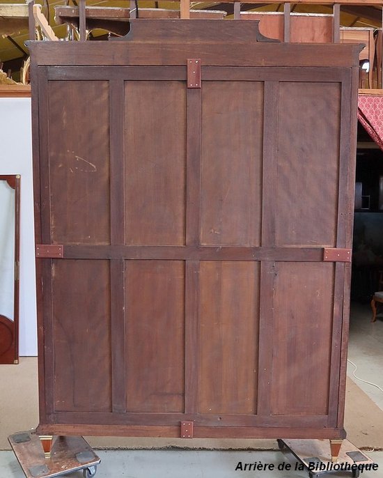 Important Property Library in Mahogany, Louis XVI style - End of XIXth century