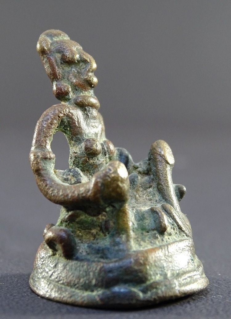 India, 18th-early 19th century, Rare Set of Three Bronze Miniature Statues.