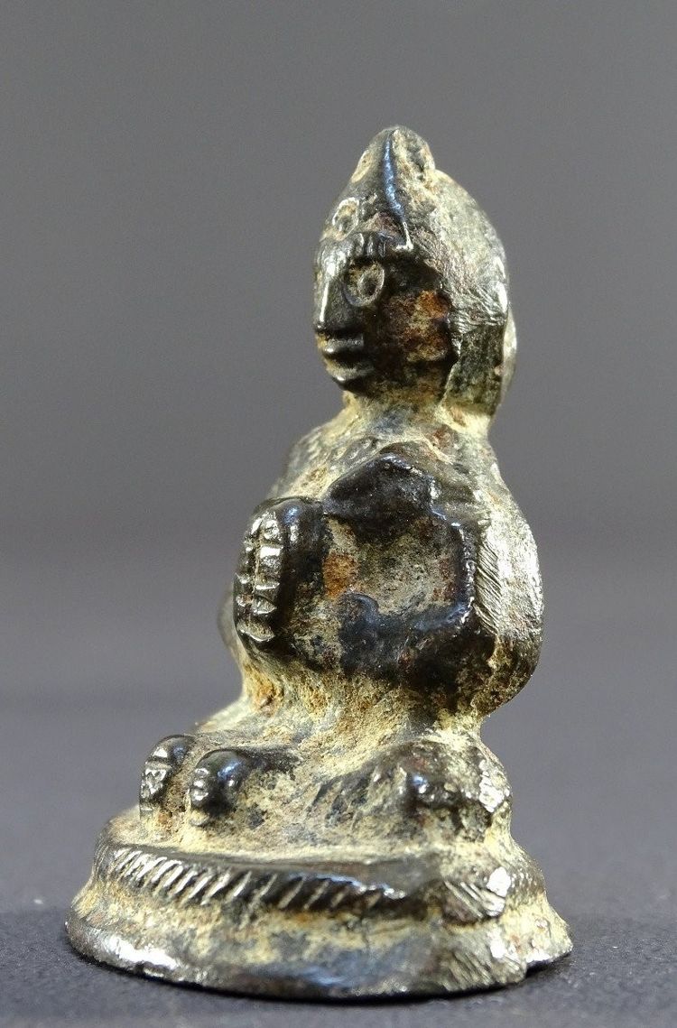 India, 18th-early 19th century, Rare Set of Three Bronze Miniature Statues.