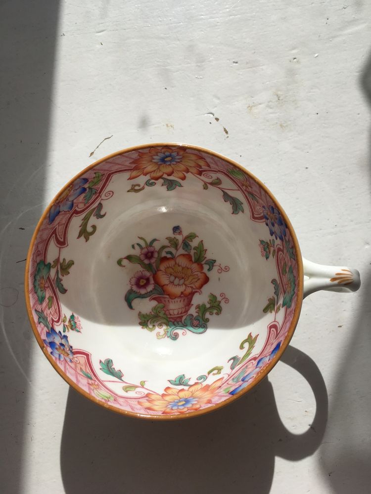Tasse à thé décor Minton