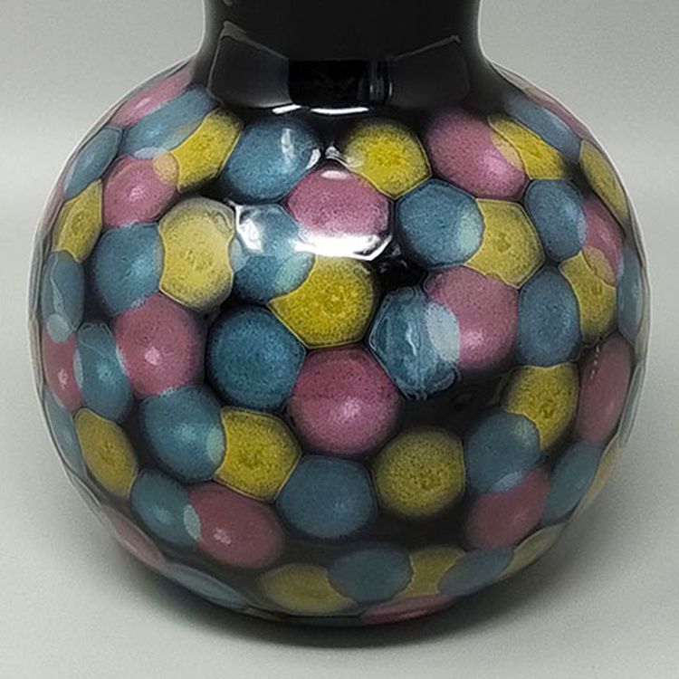 Vase polychrome en céramique de Bizzirri datant des années 1980. Fabriqué en Italie