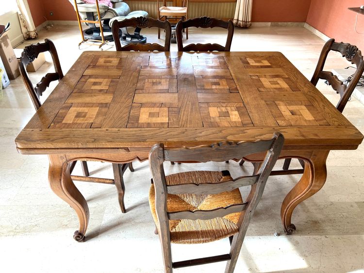 Table de style Louis XV en bois massif avec marqueterie - Extensible avec rallonges
