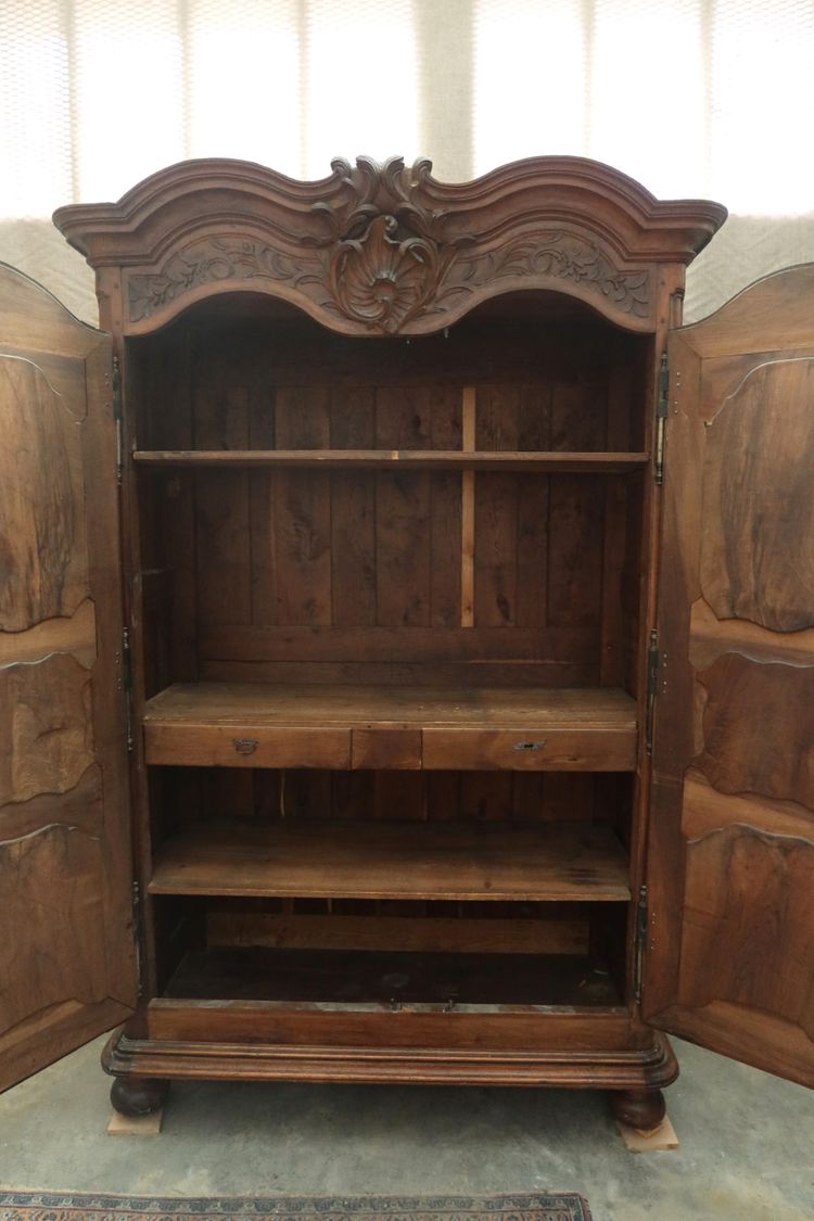 Lyon-style walnut wardrobe, 18th century