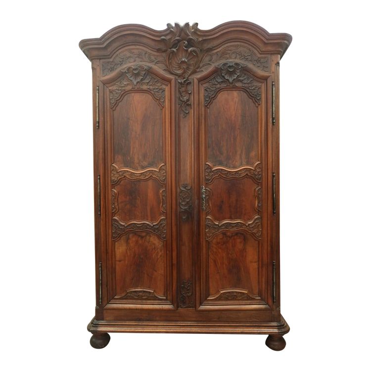 Lyon-style walnut wardrobe, 18th century