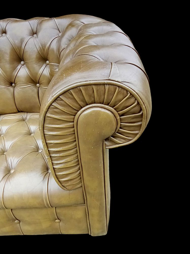Divano Chesterfield 2 posti in pelle verde