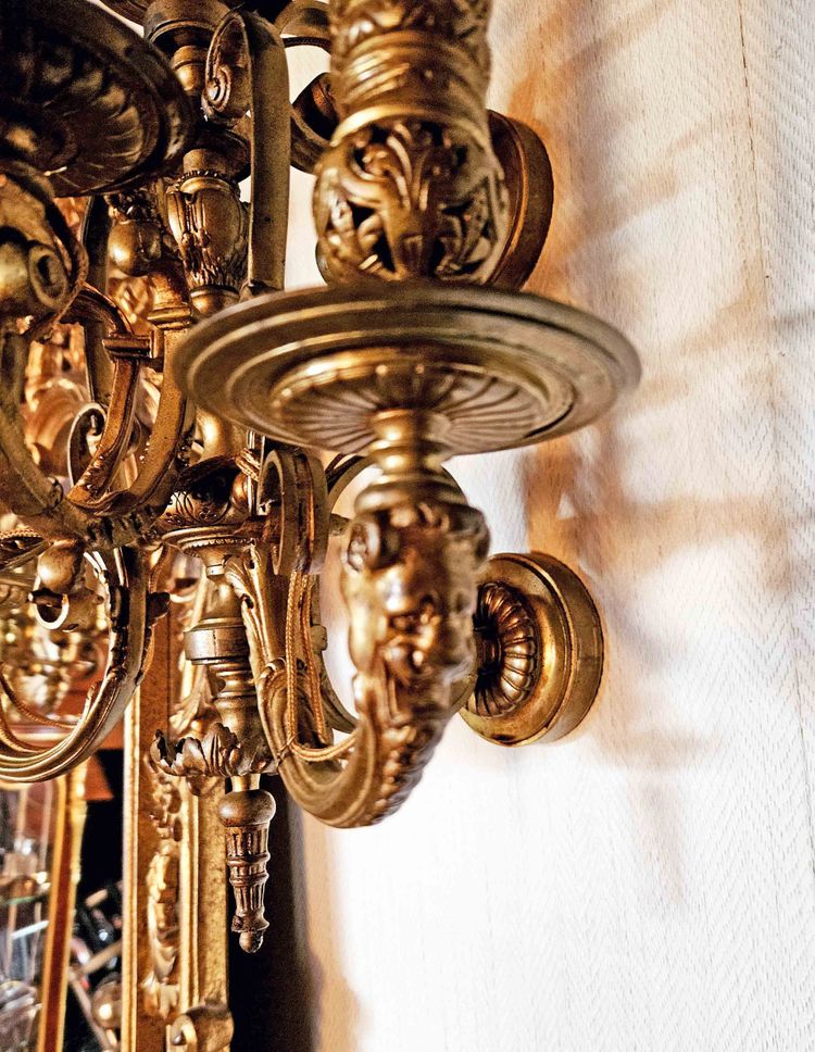 Importante Paire d'Appliques à 5 Lumières En Bronze Doré XIXème