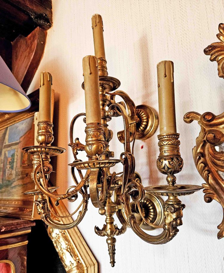 Importante Paire d'Appliques à 5 Lumières En Bronze Doré XIXème