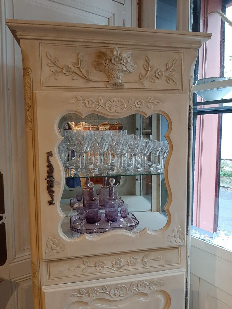 Louis XV Provençal Style Display Cabinet in Lacquered Oak - Circa 1850-1880