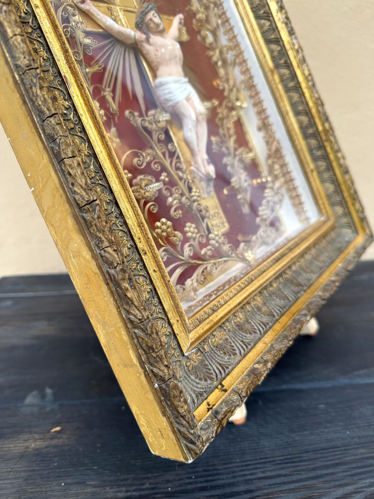 Large Reliquary Paperolles - Christ on the Cross - 19th Century