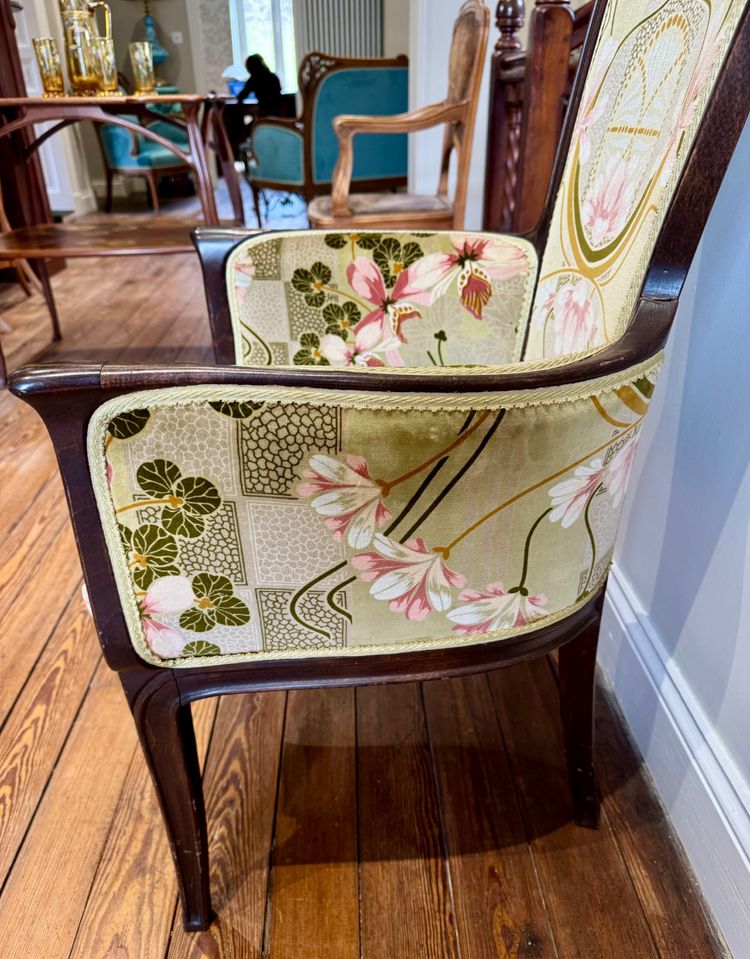 Pair of Art Nouveau armchairs