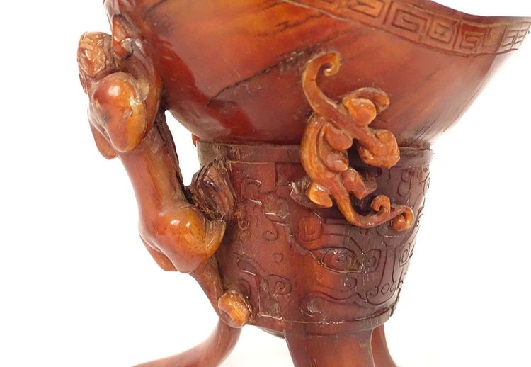 Coupe Libatoire Tripode Corne Buffle Sculptée Dragon Chilongs Chine XXème