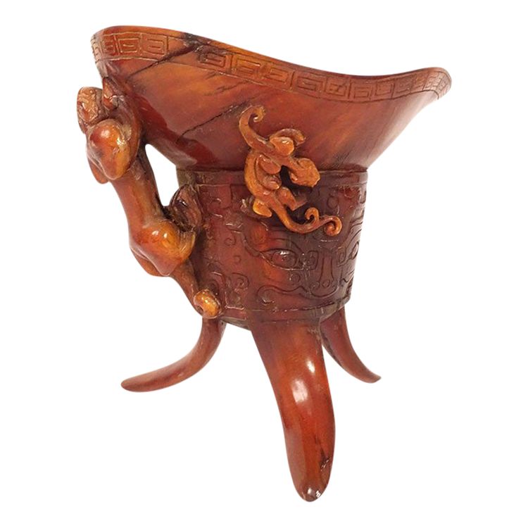 Coupe Libatoire Tripode Corne Buffle Sculptée Dragon Chilongs Chine XXème