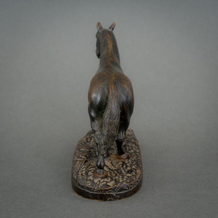 Cavallo da tiro in bronzo in miniatura del XIX secolo con patina marrone scuro