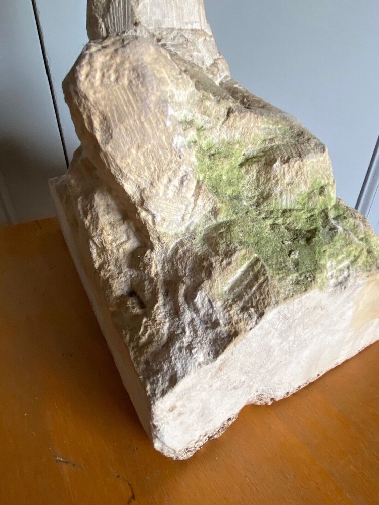 Direct-cut sculpture of a female nude from the 20th century, workshop