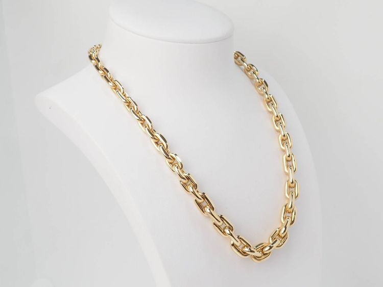 Collier maille forcat limée en chute en or jaune et diamant
