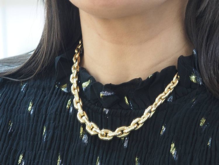 Collier maille forcat limée en chute en or jaune et diamant
