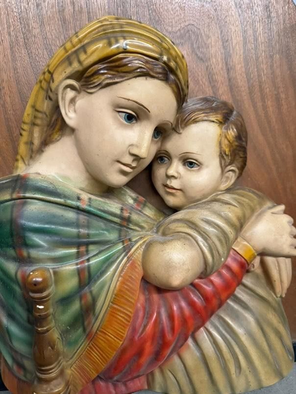 Ancient couple Virgin with Child of capoletto. Tuscany 1940, painted, size 48x33 cm