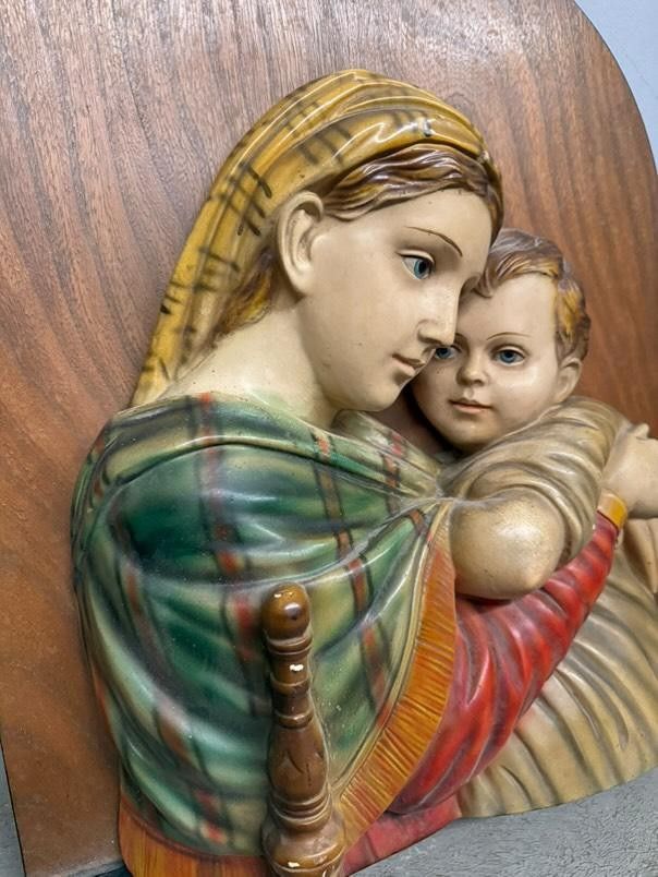 Ancient couple Virgin with Child of capoletto. Tuscany 1940, painted, size 48x33 cm