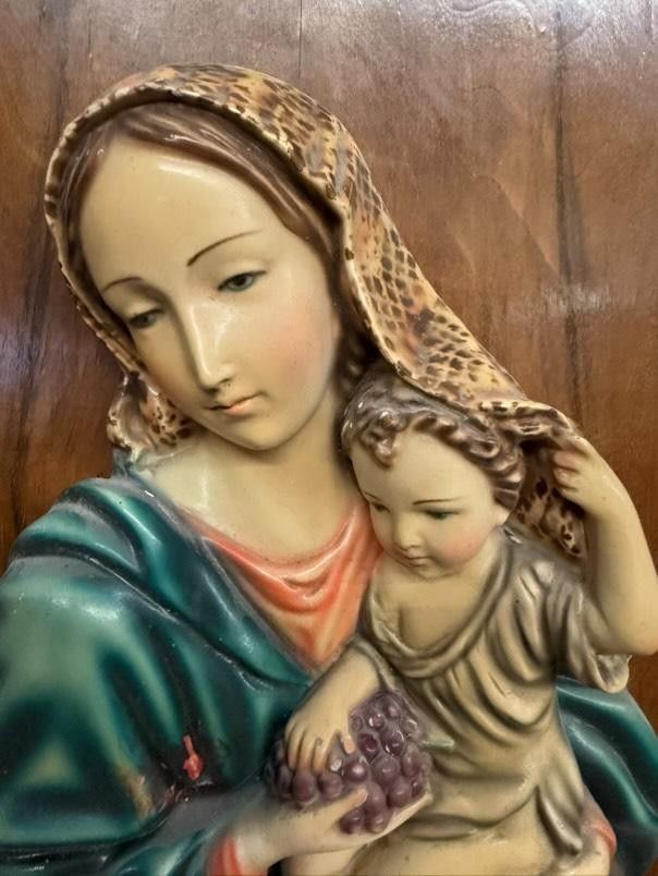 Ancient couple Virgin with Child of capoletto. Tuscany 1940, painted, size 48x33 cm