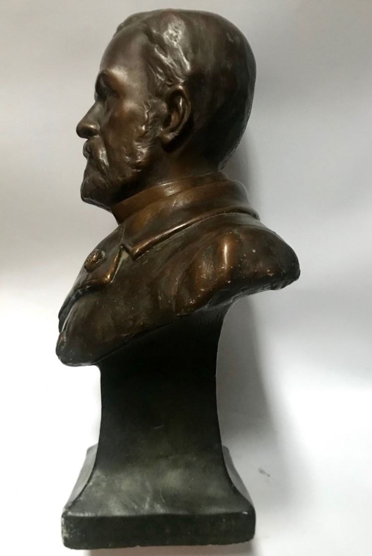 Busto di PASTEUR Louis firmato A. JOLIVEAUX medaglia in bronzo patinato.