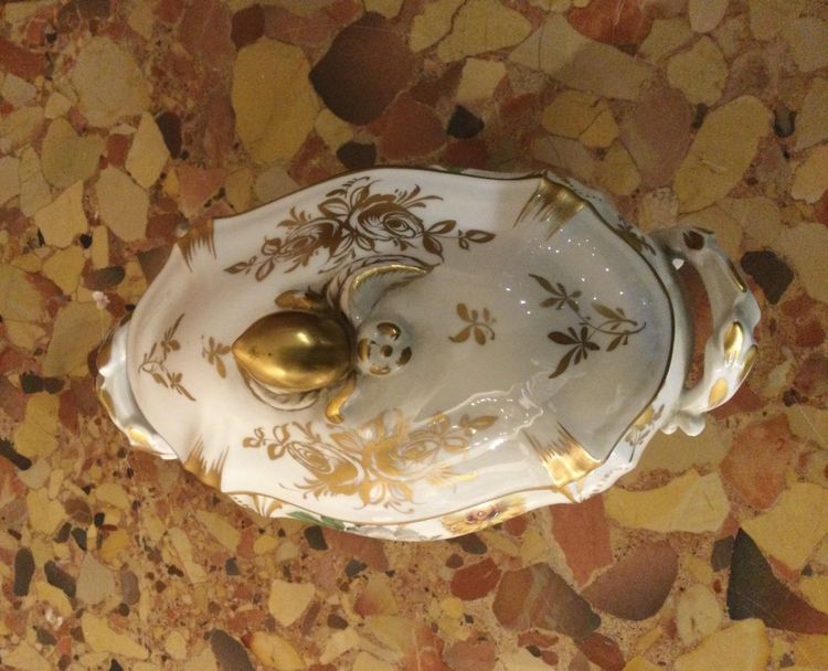 Small Small Porcelain Soup Tureen, Louis XV, early 20th century