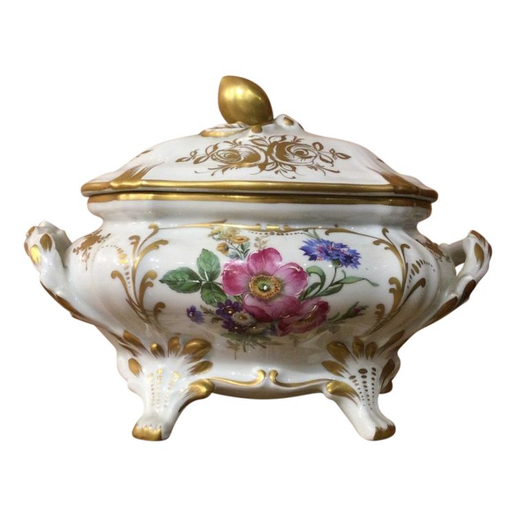 Small Small Porcelain Soup Tureen, Louis XV, early 20th century