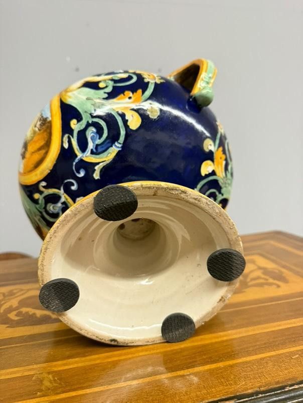 Majolica centerpiece with mask handles '800 Naples size 32x40