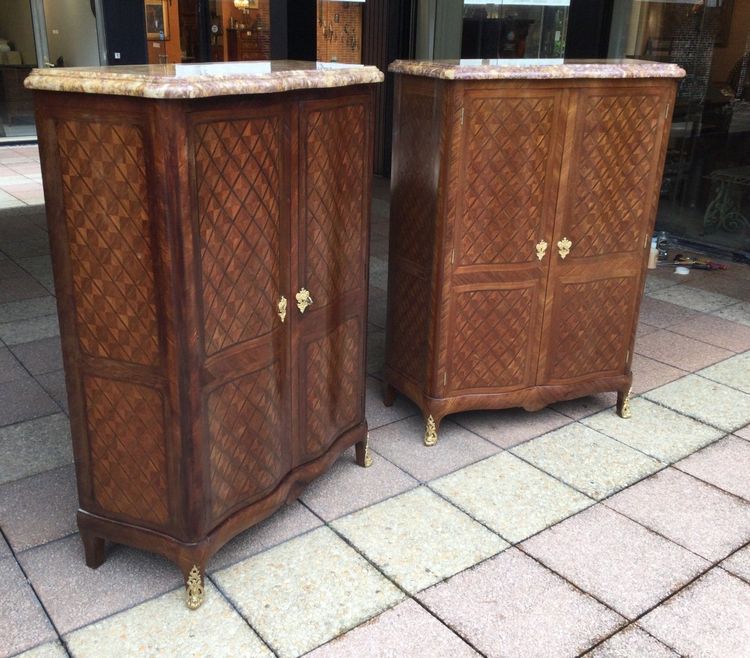 Paire  De Buffets  à Hauteur d'Appui En Marqueterie.