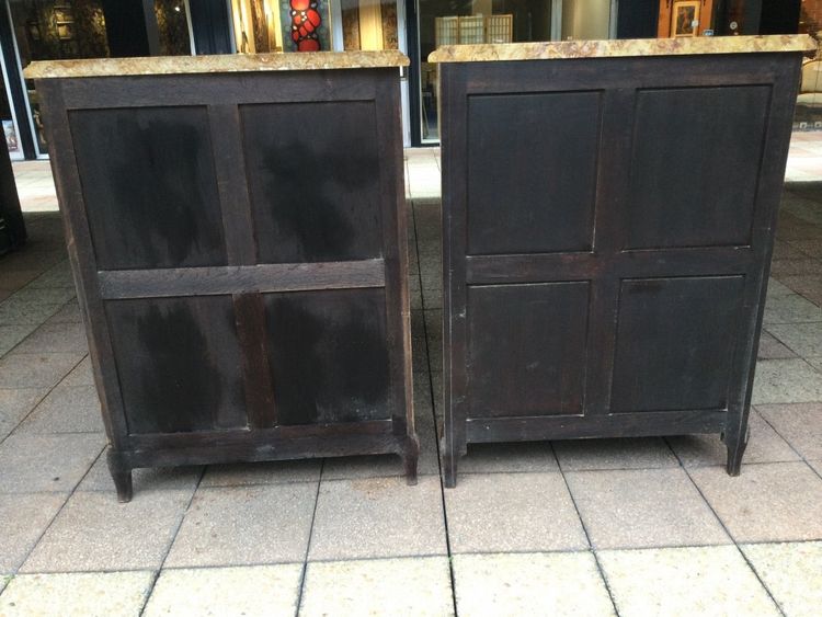 Paire  De Buffets  à Hauteur d'Appui En Marqueterie.