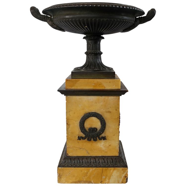 Large Tazza cup in patinated bronze and yellow Siena marble - Empire style, Charles X period