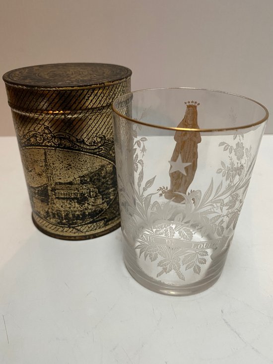 VERRE SOUVENIR DE LOURDES